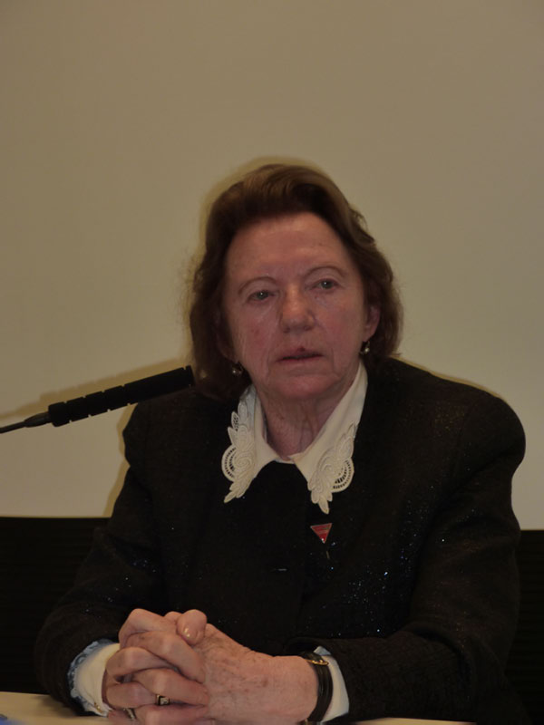 P1040705